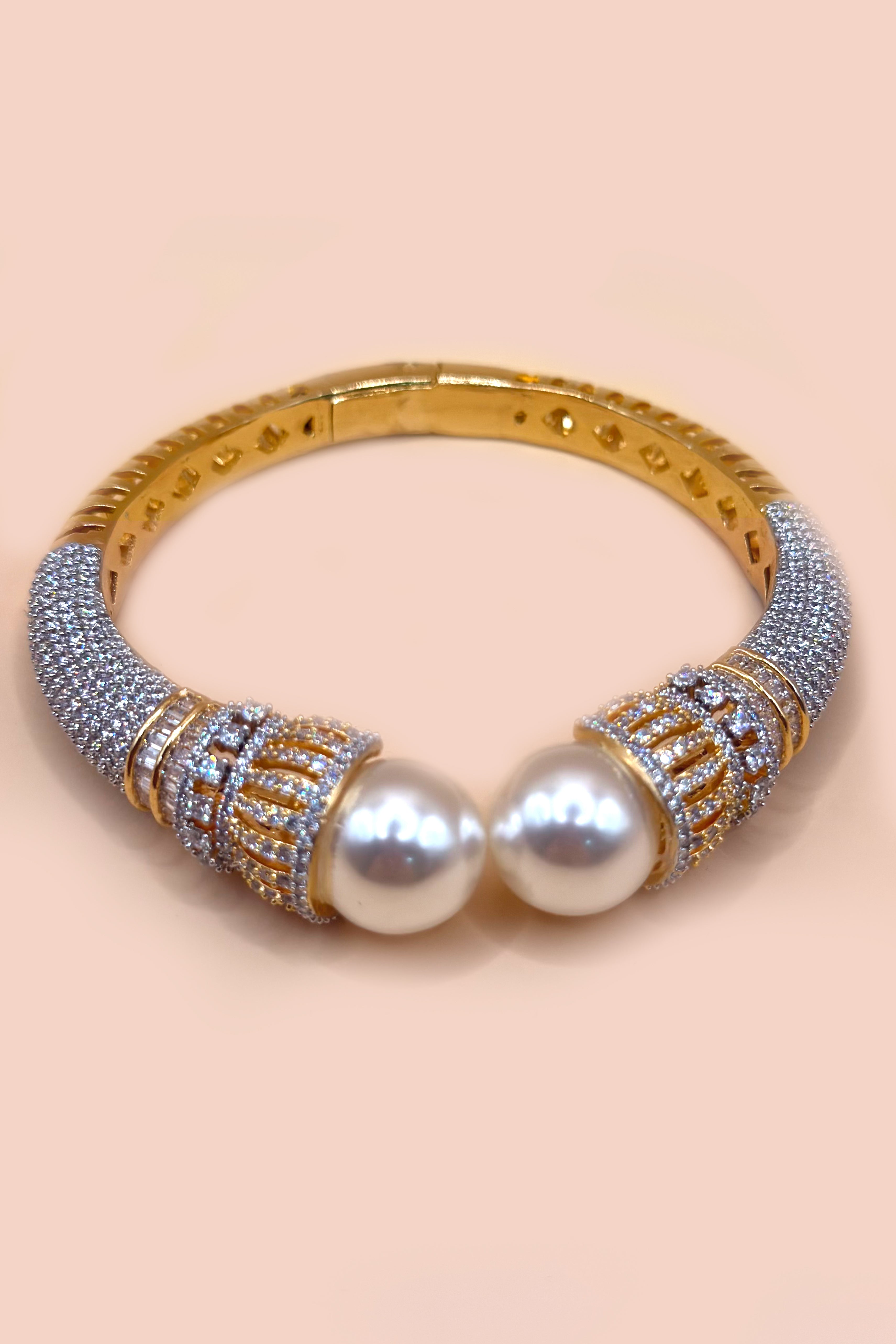 Royal Pearl AD Kada Bracelet
