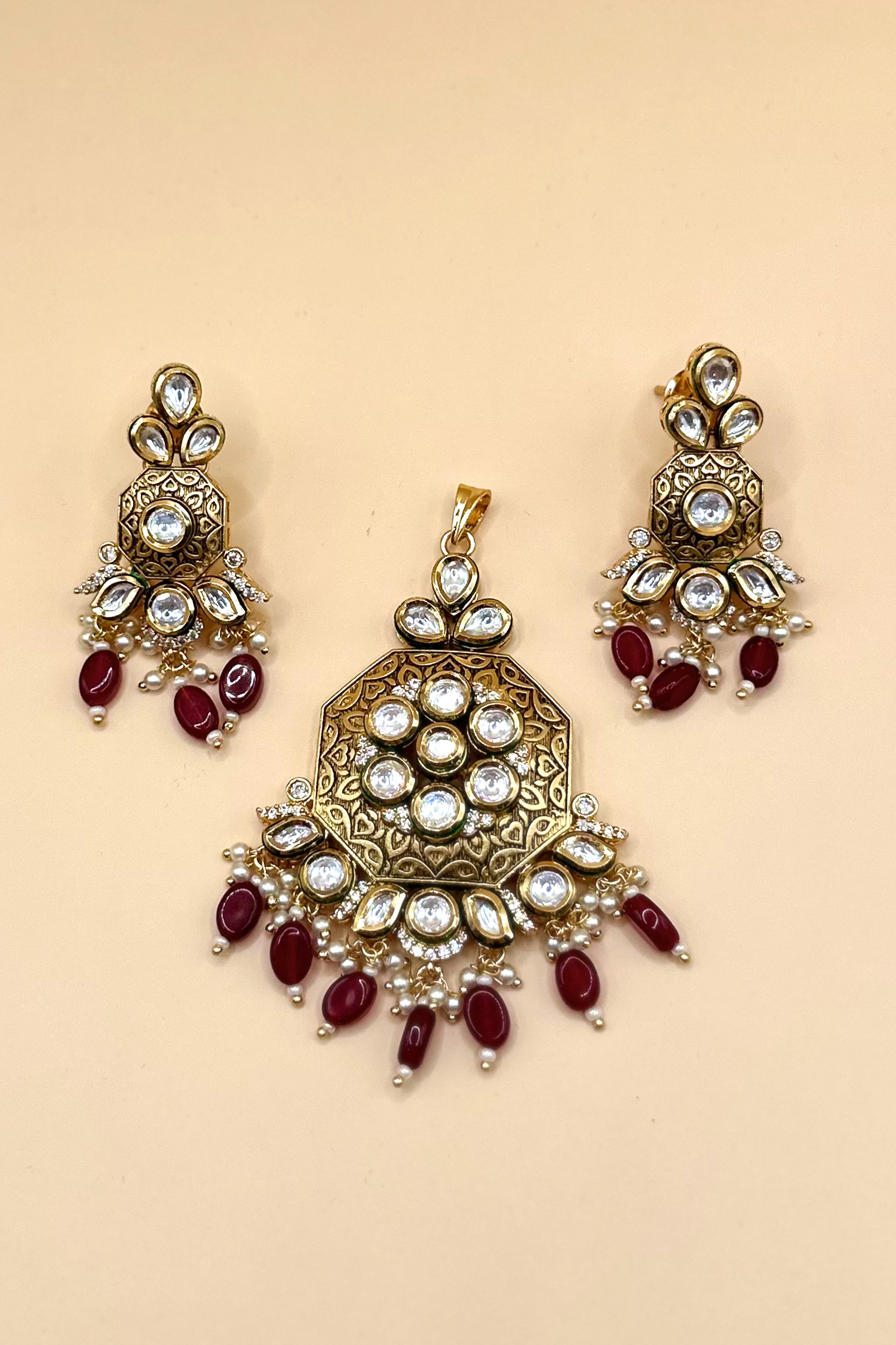 Antique Kundan Pendant Set - Ruby Red