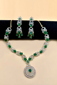 Regal Emerald & Diamond Necklace