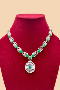 Regal Emerald & Diamond Necklace