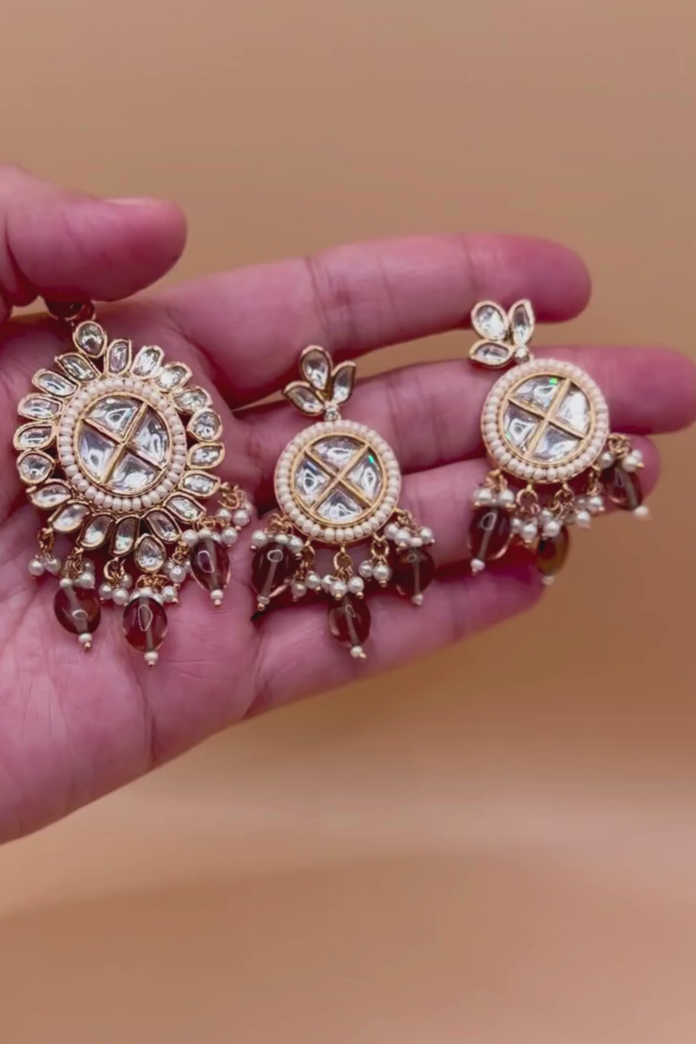Royal Round Kundan Pendant Set - Pink