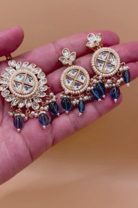 Royal Round Kundan Pendant Set - Blue